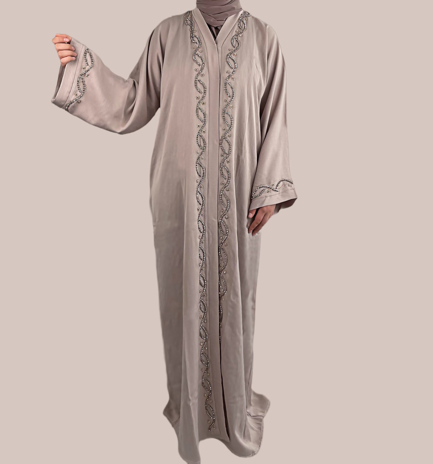 Abaya Amira