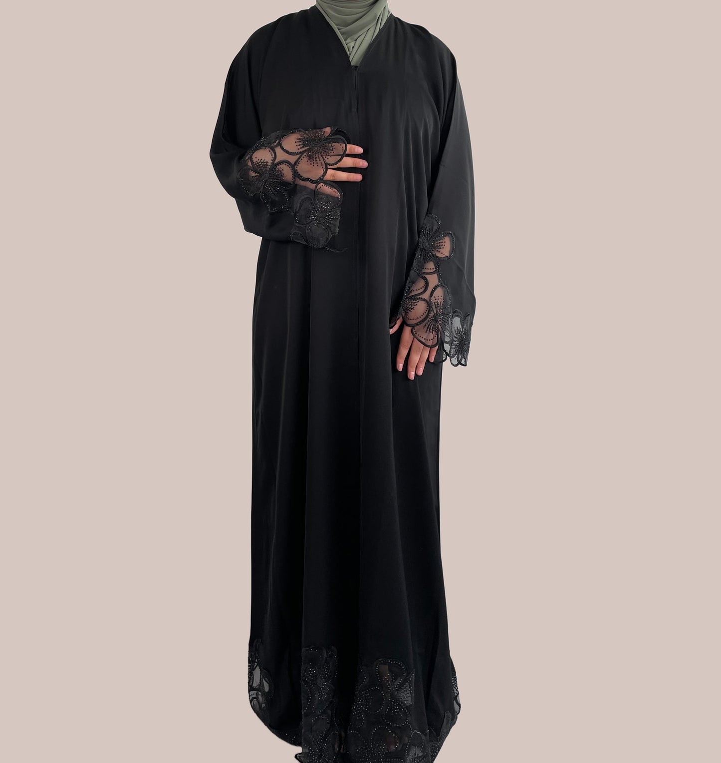 Abaya Nesrine